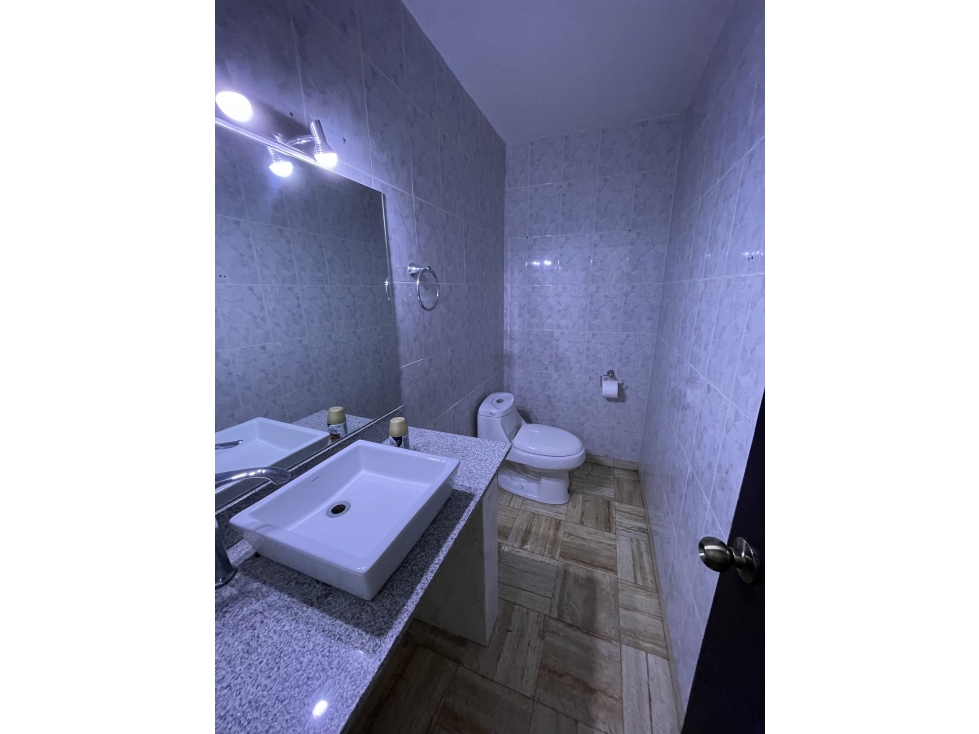 PH Pacific Hills | Apartamento Remodelado con Gran Terraza — foto 5
