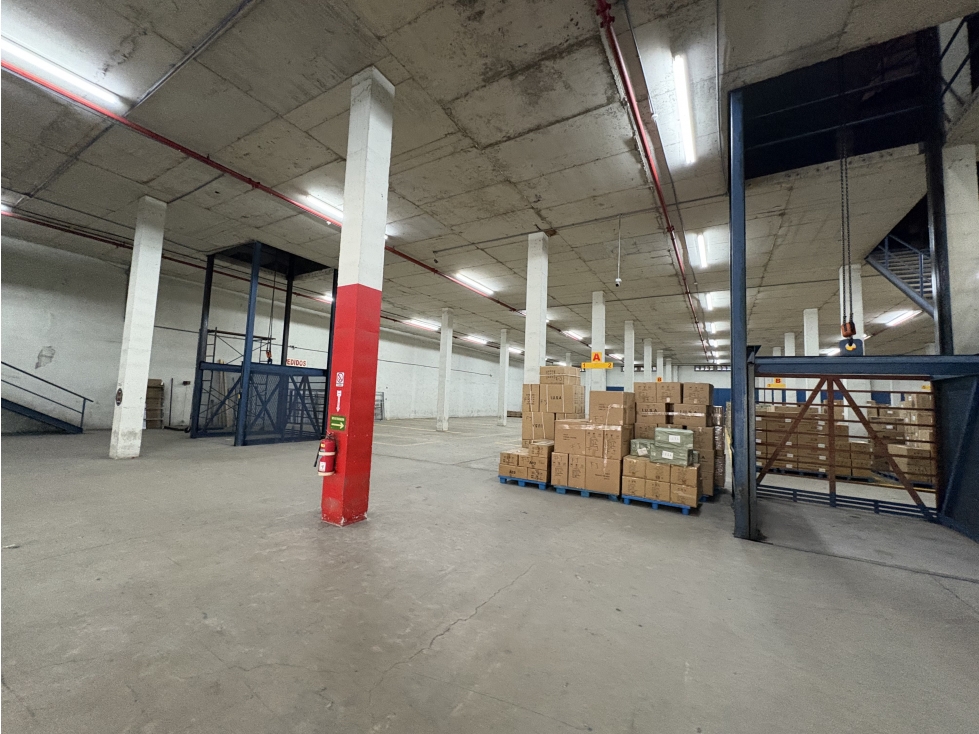 BODEGA EN FRANCEFIELD 4850M2 EN TRES NIVELES ZONA LIBRE COLON — foto 5