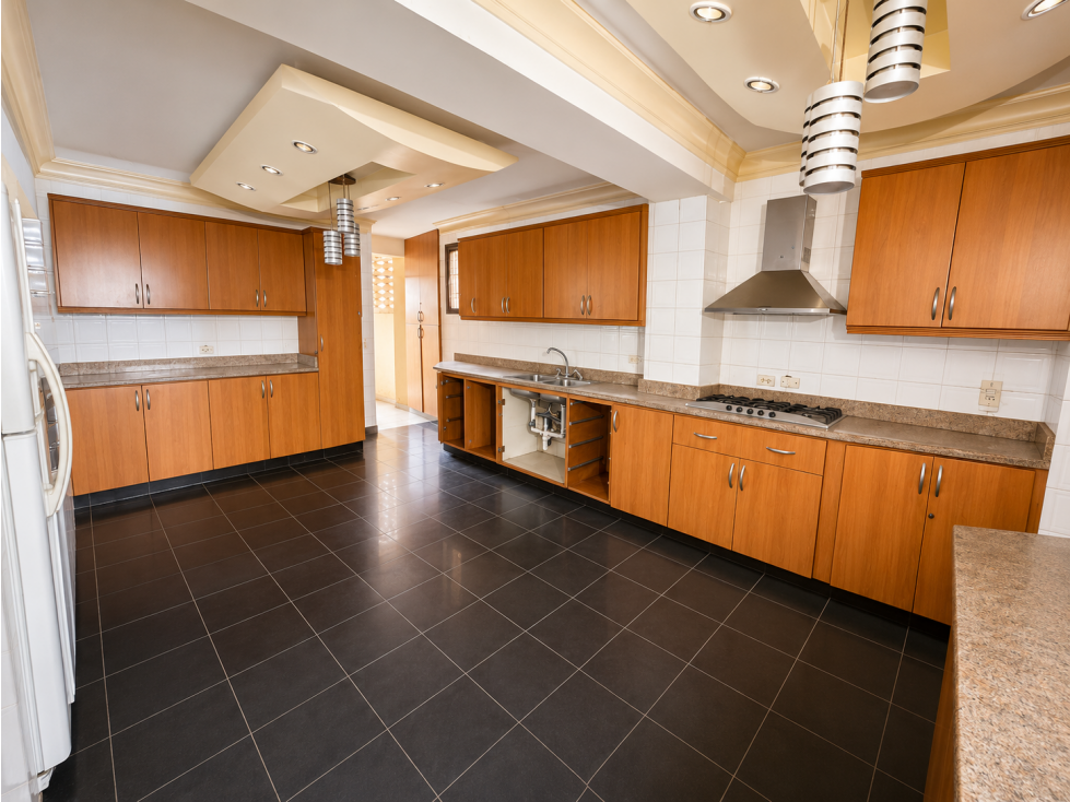 APARTAMENTO VENTA COLON GRAN SOL - REMATE - 3