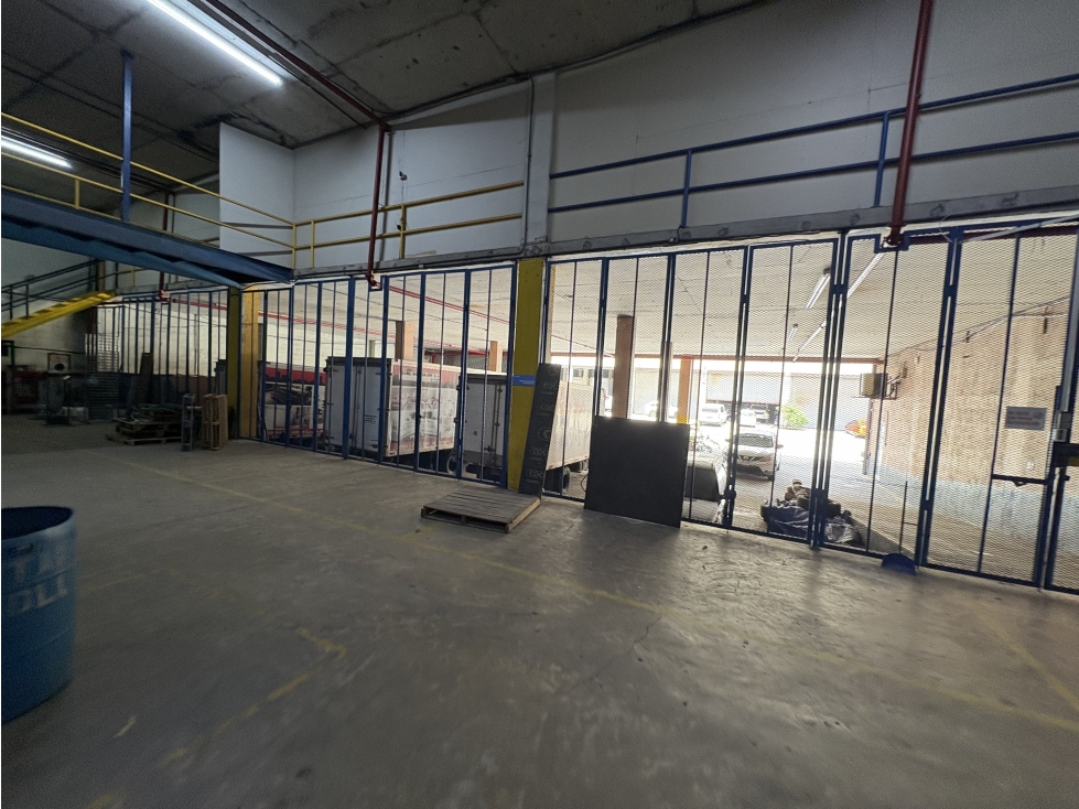 BODEGA EN FRANCEFIELD 4850M2 EN TRES NIVELES ZONA LIBRE COLON — foto 6