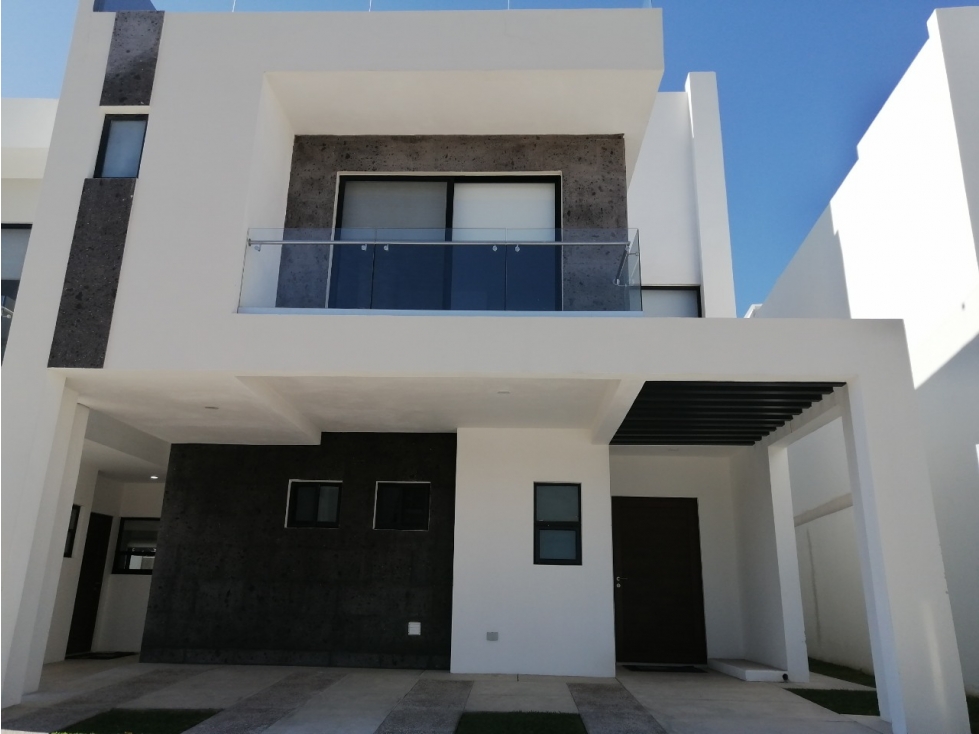 CASA EN VENTA CON ROOF GARDEN NUEVO REFUGIO EL MARQUES QUERETARO GKC