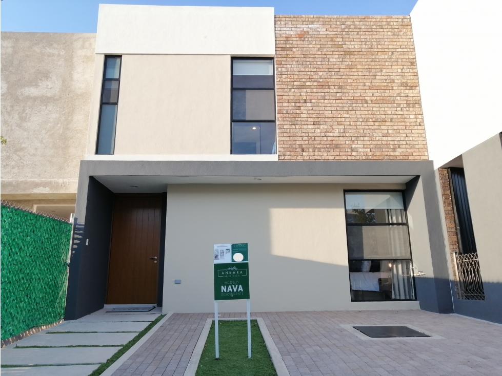 CASA EN VENTA CON SOTANO EN ZIBATA EL MARQUES QUERETARO GAA