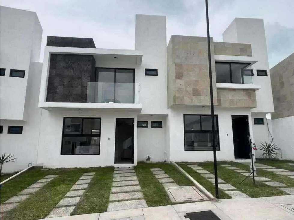 CASA EN VENTA EN SAN ISIDRO JURIQUILLA QUERETARO GAA