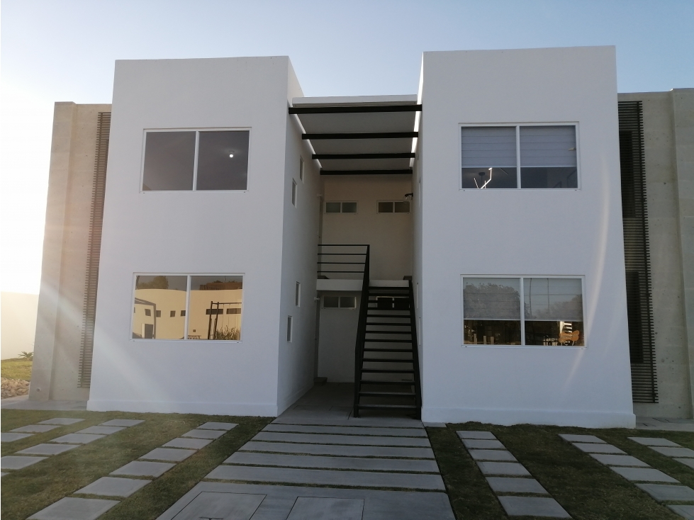 DEPARTAMENTO PLANTA ALTA EN VENTA SENDAS EL MARQUES QUERETARO GAA