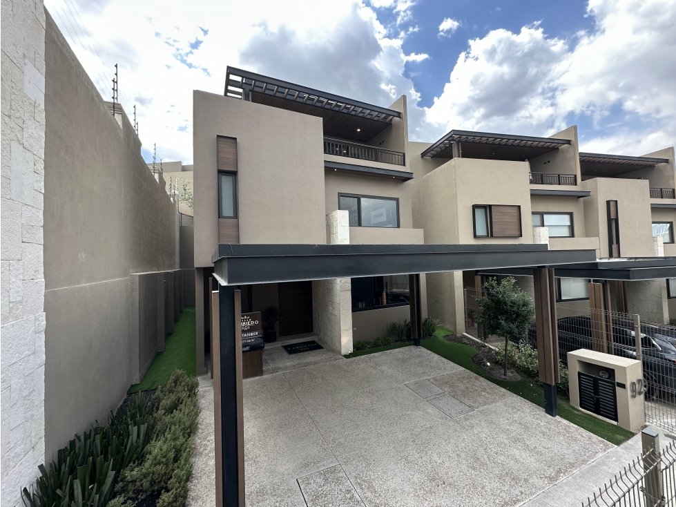 CASA EN VENTA JUNTO A LOMAS DEL CAMPANARIO,EL MARQUES QUERETARO GIH