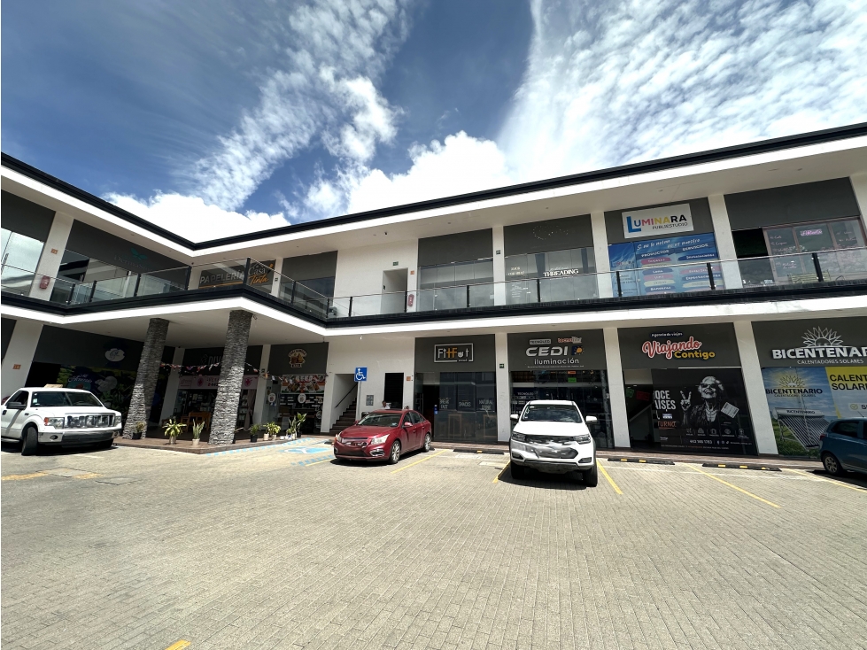 LOCAL EN VENTA EN MASTER PLAZA PEÑUELAS QUERETARO GIH - 5