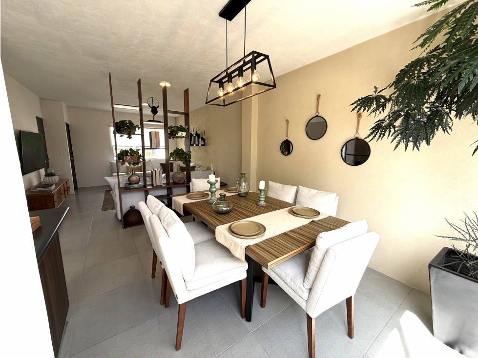 CASA EN VENTA CON FAMILY ROOM POR 5 DE FEBRERO QUERETARO GIH — foto 2
