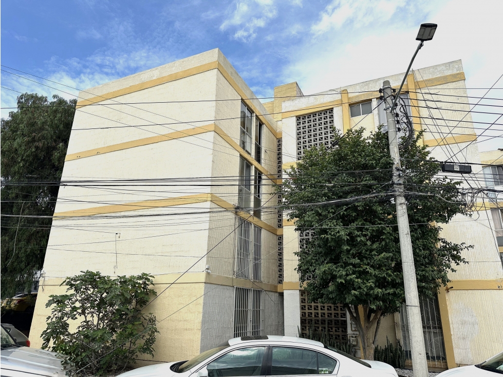 CONSULTORIO EN DEPARTAMENTO PB RENTA JARDINES DE LA HACIENDA QRO GAA - 1