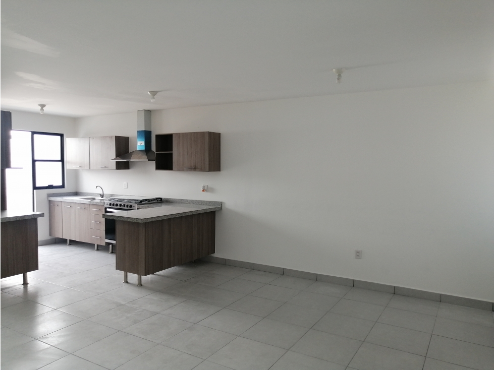 AMPLIA CASA EN RENTA EN ZAKIA EL MARQUES QUERETARO GIH