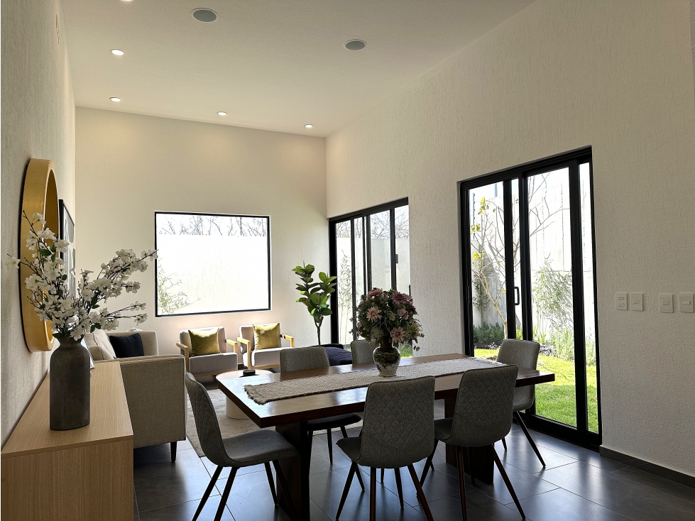 AMPLIA CASA CON TERRAZA EN VENTA EN JURIQUILLA QUERETARO GAA — foto 2
