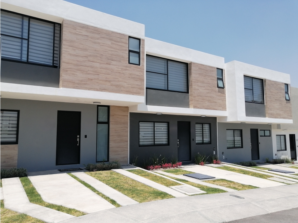 CASA EN VENTA EN ZARU FRENTE A ZAKIA EL MARQUES QUERETARO GAA — foto 2