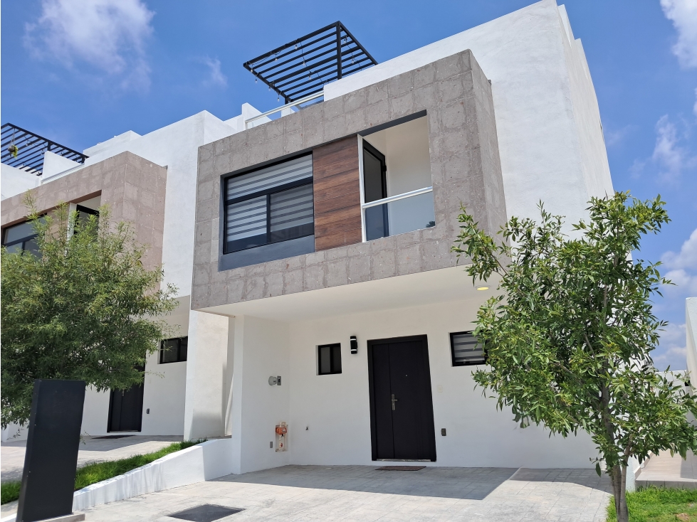 CASA EN VENTA CON ROOF GARDEN PLUS EN ZIBATA QUERETARO GIH - 2