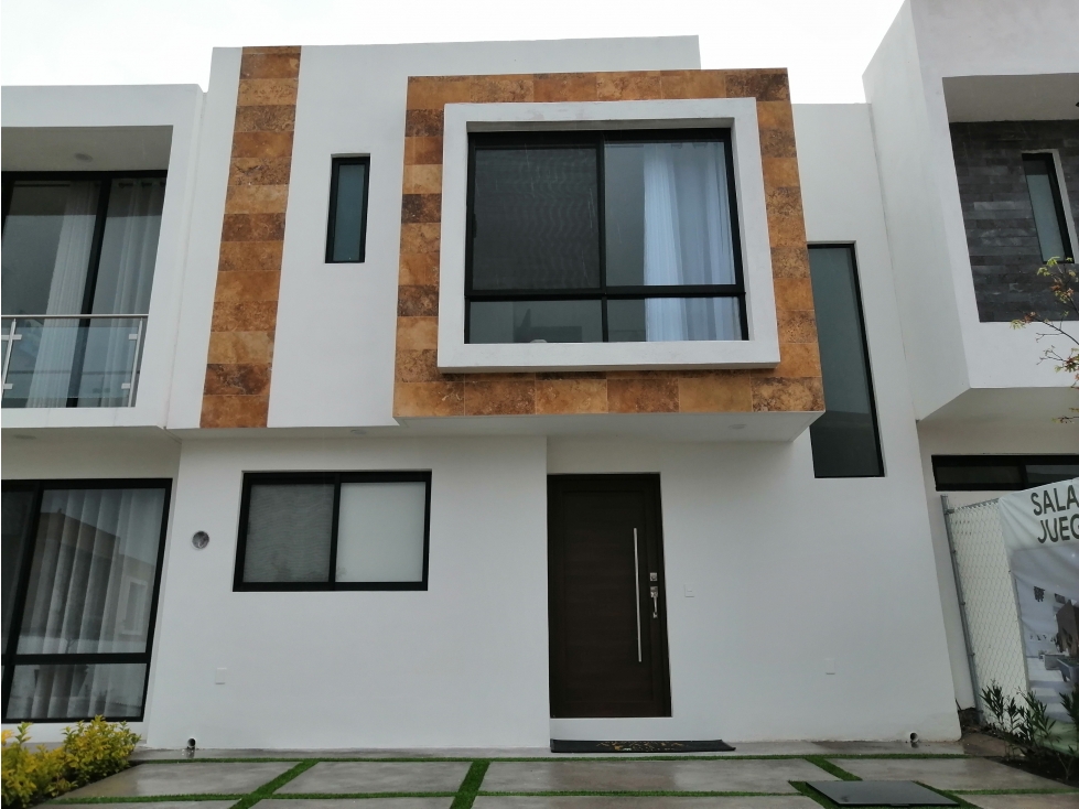 CASA EN VENTA EN SAN ISIDRO JURIQUILLA QUERETARO GAA