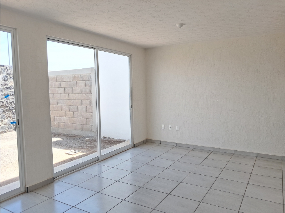 BONITA CASA EN VENTA EN CIUDAD MESETA QUERETARO GAA - 3
