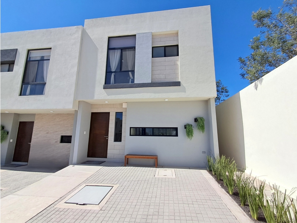 CASA EN VENTA EN ZARU FRENTE ZAKIA EL MARQUES QUERETARO GAA