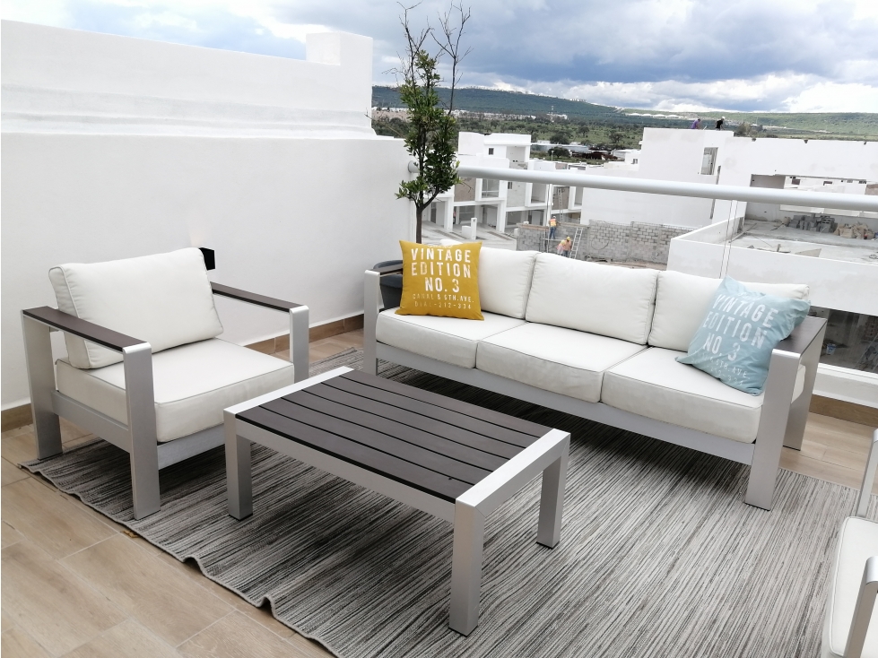 CASA EN VENTA CON ROOF TOP EN ZARU FTE ZAKIA EL MARQUES QUERETARO GIH