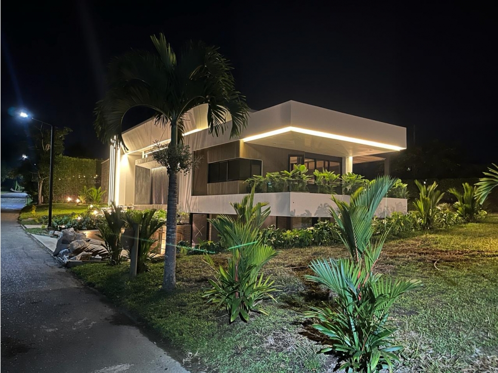 MANSION EN CERRITOS