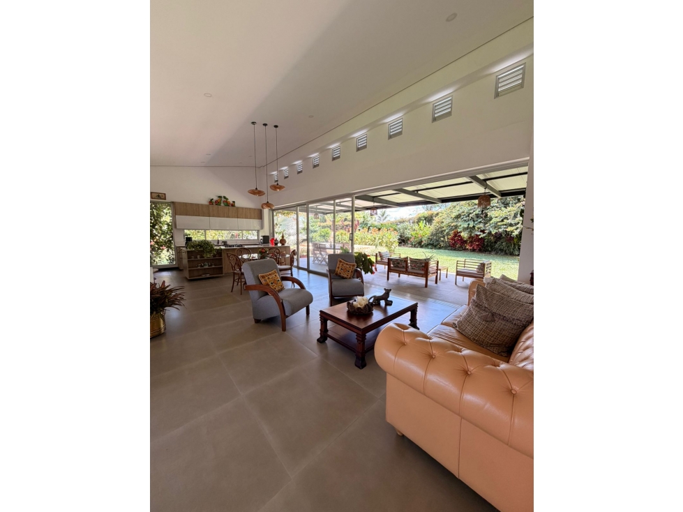 SE VENDE CASA CAMPESTRE EN PUEBLITO CAFETERO