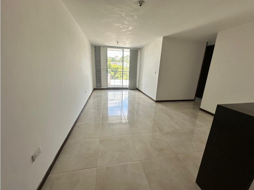 SE VENDE HERMOSO APARTAMENTO EN LA AV SUR