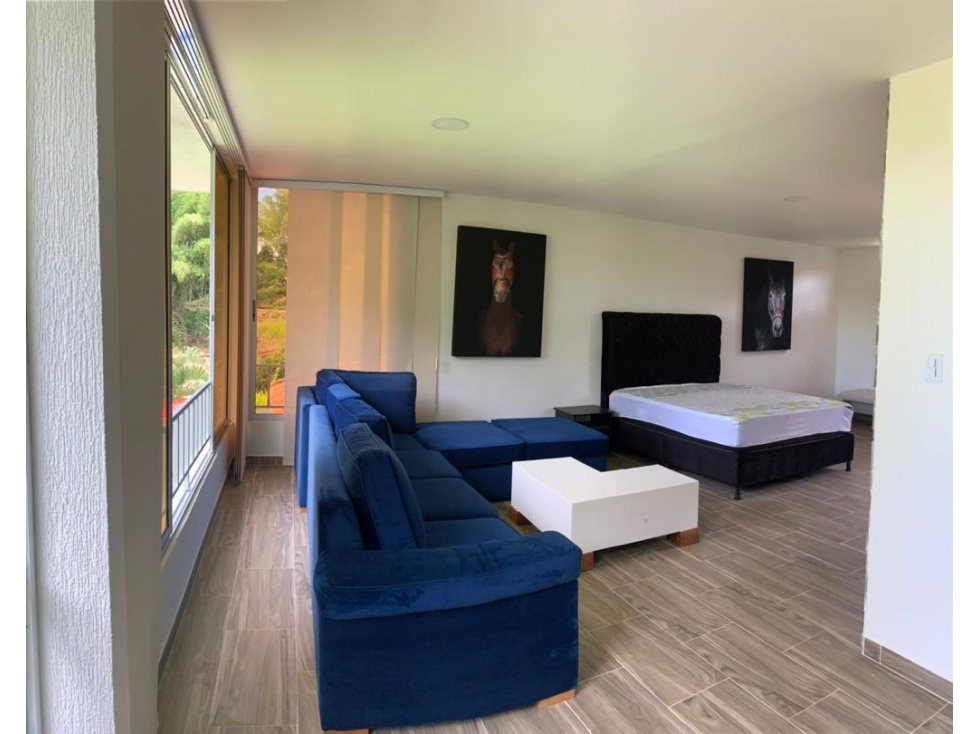 EN VENTA HERMOSA CASA FINCA