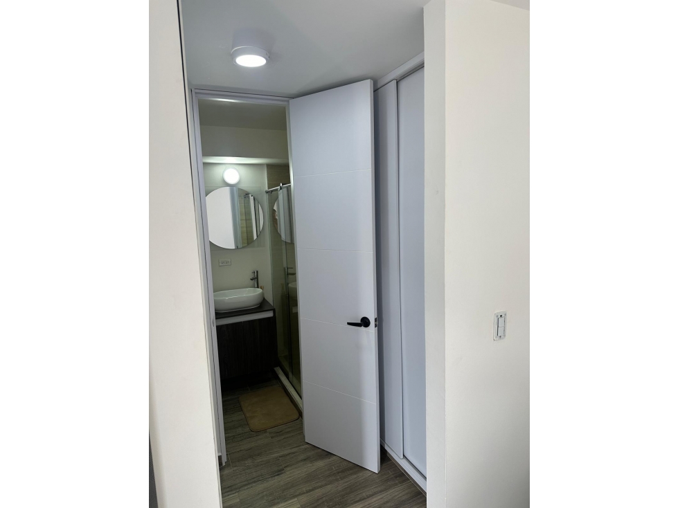 EN RENTA HERMOSO APARTAMENTO AMOBLADO SECTOR ALTAVISTA PEREIRA — foto 4