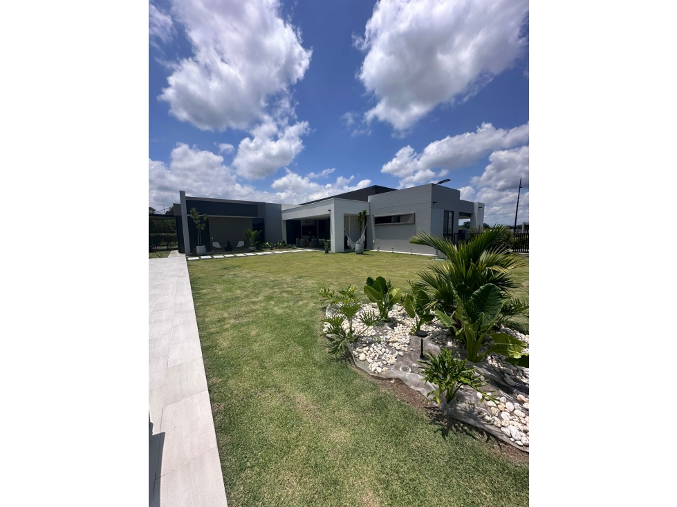 ESPECTACULAR CASA CAMPESTRE PARA LA VENTA EN CERRITOS PEREIRA