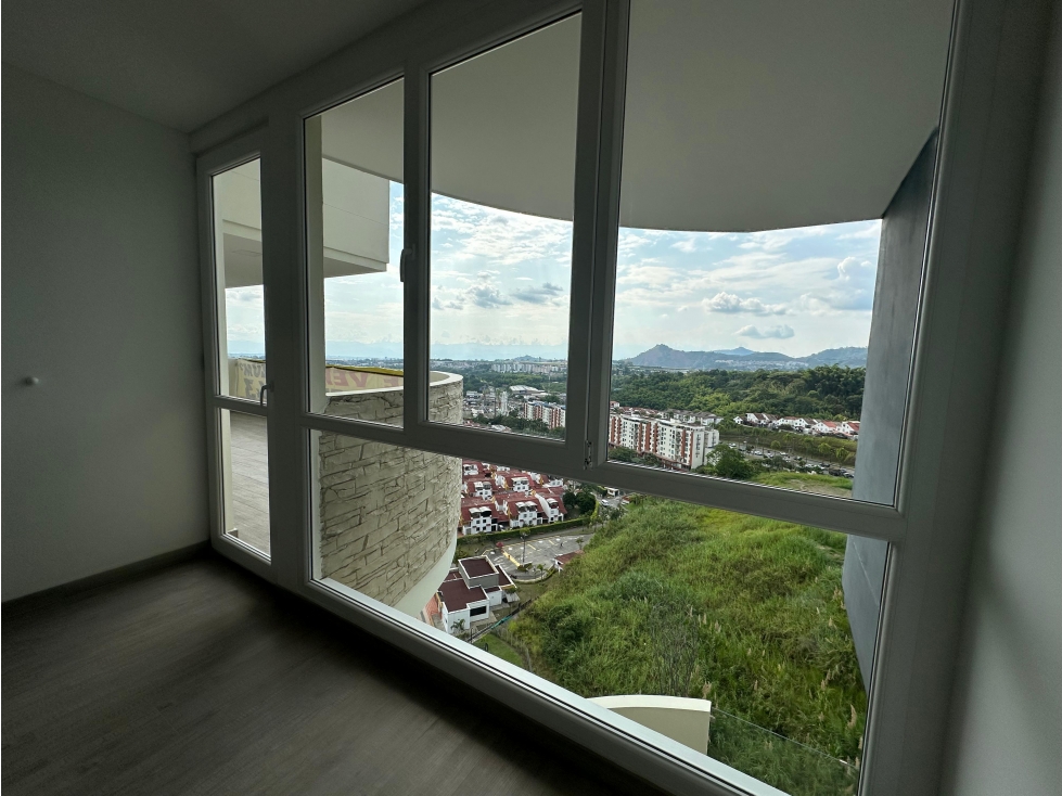 ESPECTACULAR APARTAMENTO CON ACABADOS DE LUJO — foto 5