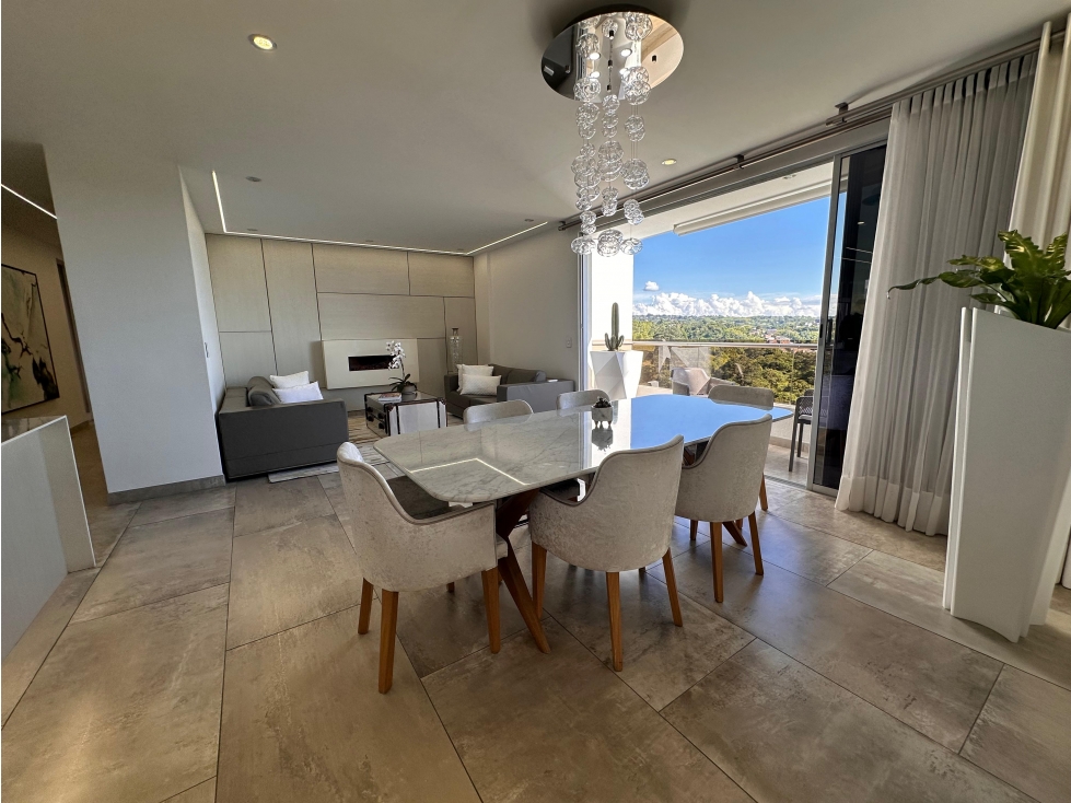 SE VENDE APARTAMENTO EN EL EXCLUSIVO SECTOR DE PINARES
