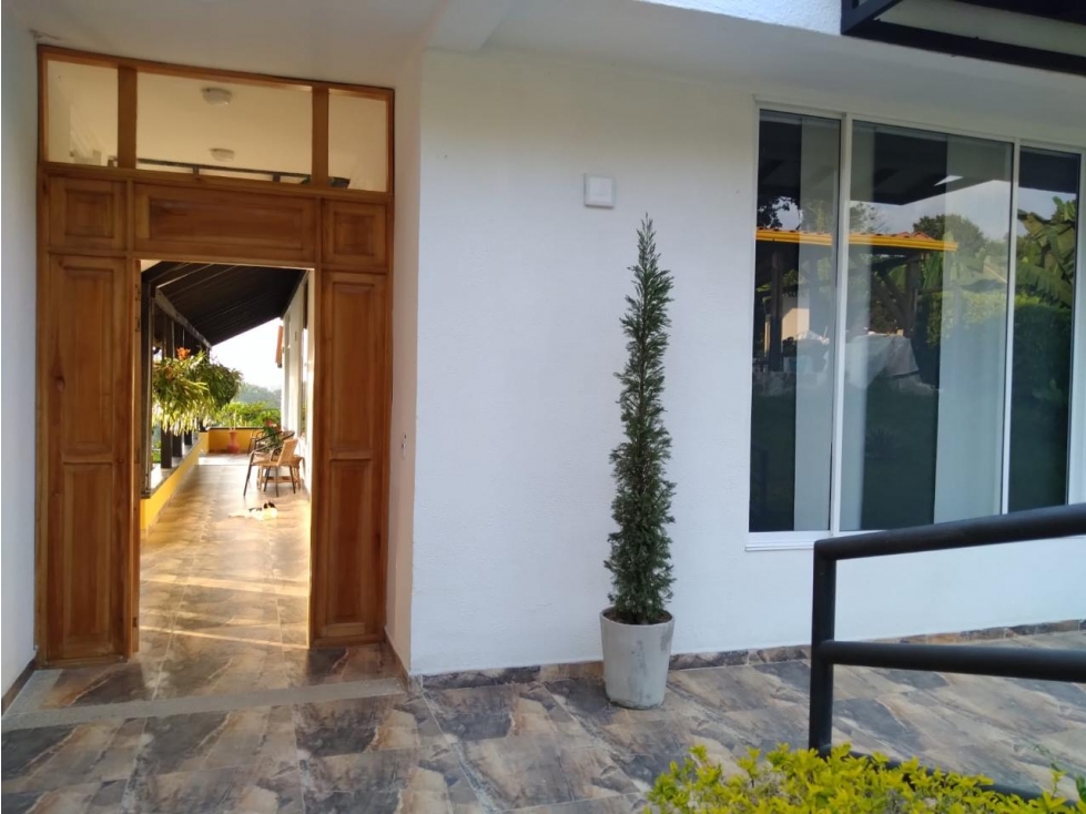 SE VENDE FINCA VIA MORELIA — foto 2