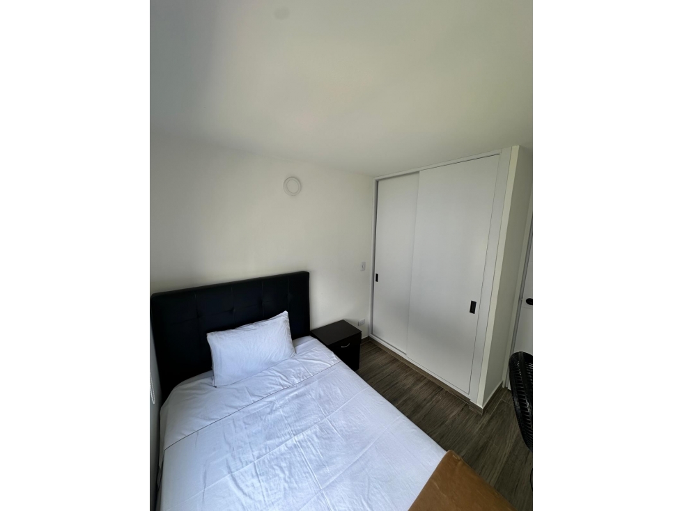 EN RENTA HERMOSO APARTAMENTO AMOBLADO SECTOR ALTAVISTA PEREIRA — foto 5