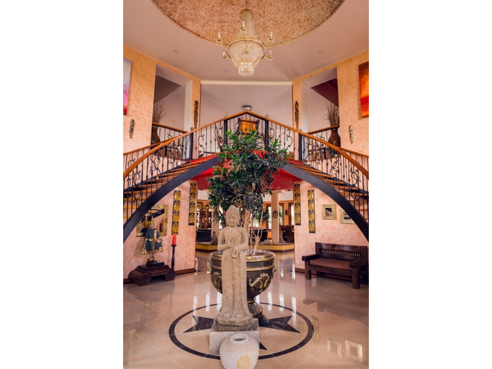 MANSION EN CERRITOS EN VENTA — foto 5