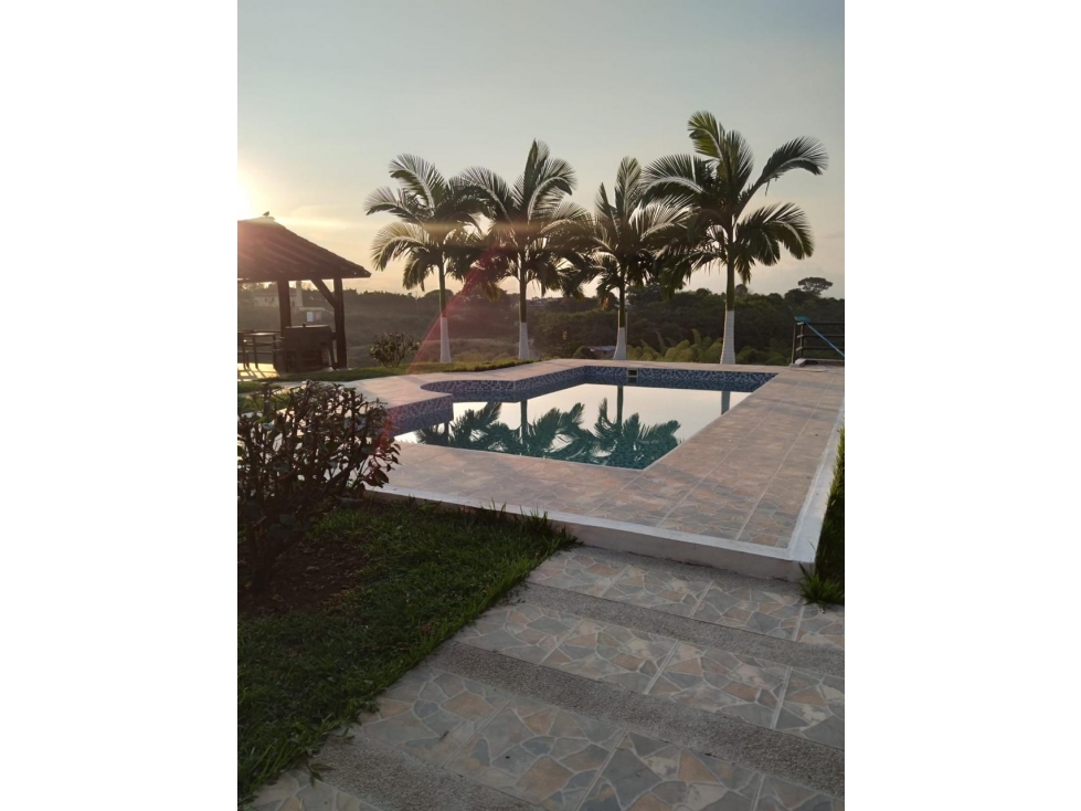 SE VENDE FINCA VIA MORELIA — foto 4