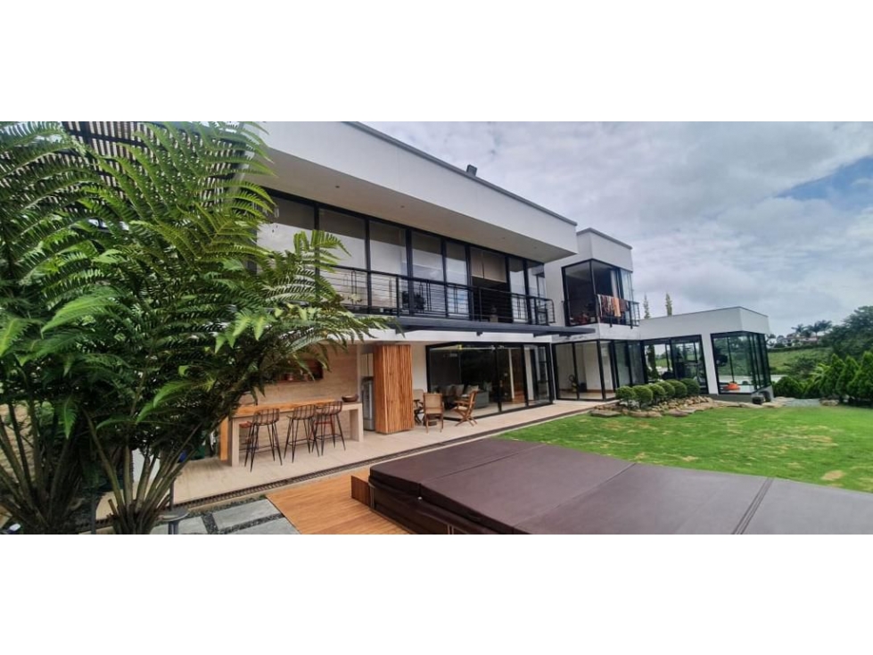HERMOSA PROPIEDAD EN VENTA — foto 2