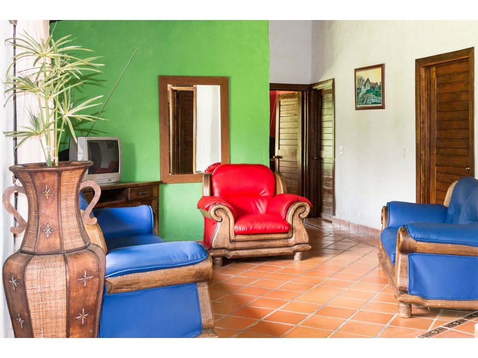 FINCA CAMPESTRE EN VENTA LAGO CALIMA - 3