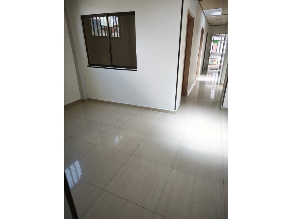SE RENTA CASA EN EL CENTRO DE PEREIRA — foto 3