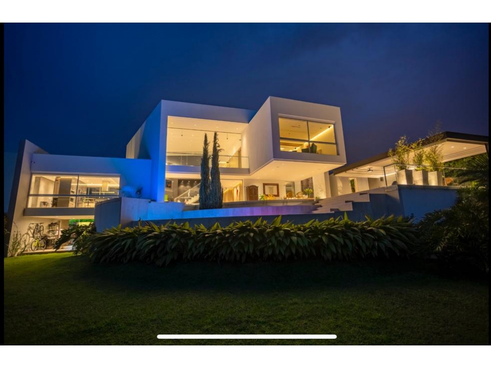 PRECIOSA CASA CAMPESTRE EN MALABAR