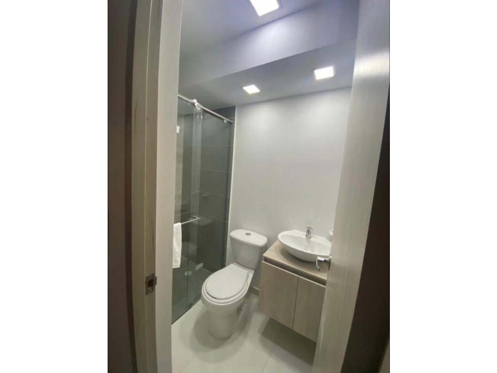 APARTAMENTO AMOBLADO EN RENTA CONDINA — foto 4