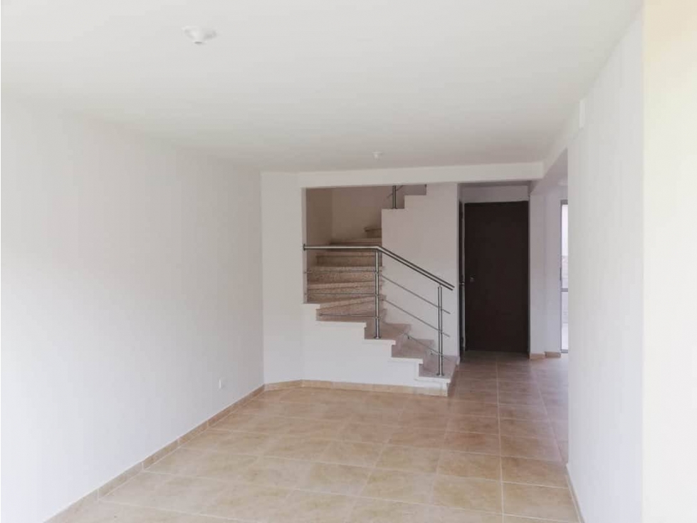 CASA EN VENTA EN EL SECTOR DE GALICIA — foto 3