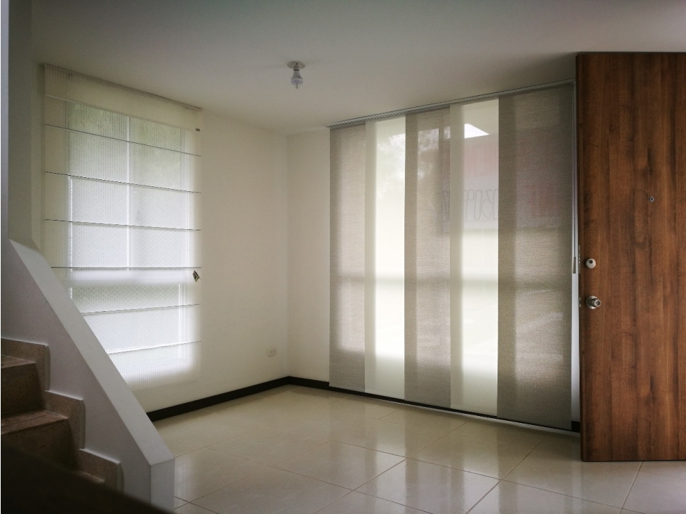 SE VENDE CASA EN DOSQUEBRADAS- CIUDAD NATURA