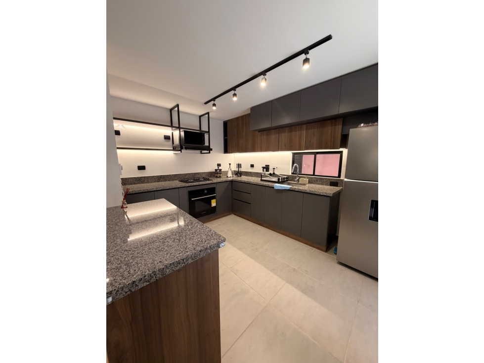 SE RENTA CASA AMOBLADA EN CERRITOS PEREIRA — foto 2