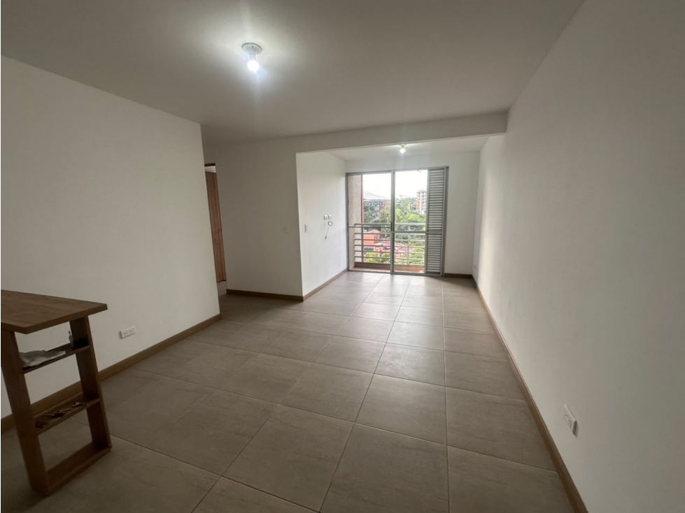 SE VENDE APARTAMENTO UBICADO EN LA AV SUR