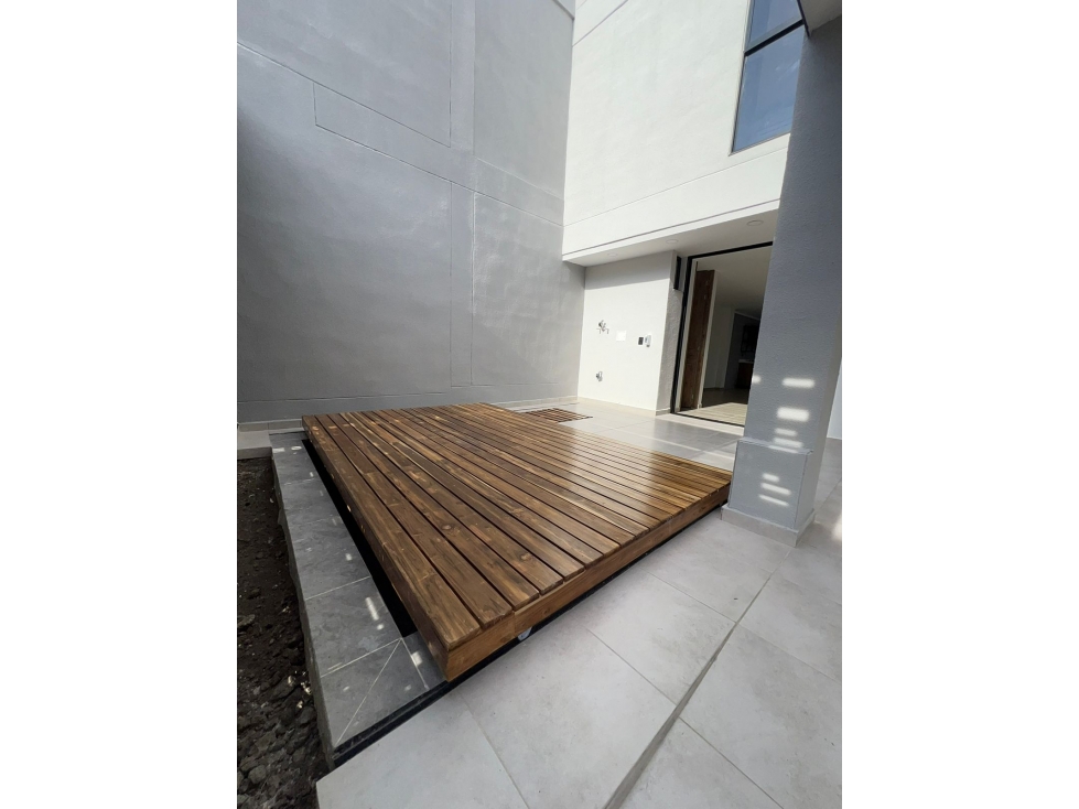 SE RENTA ESPECTACULAR CASA PARA ESTRENAR EN CERRITOS - 5