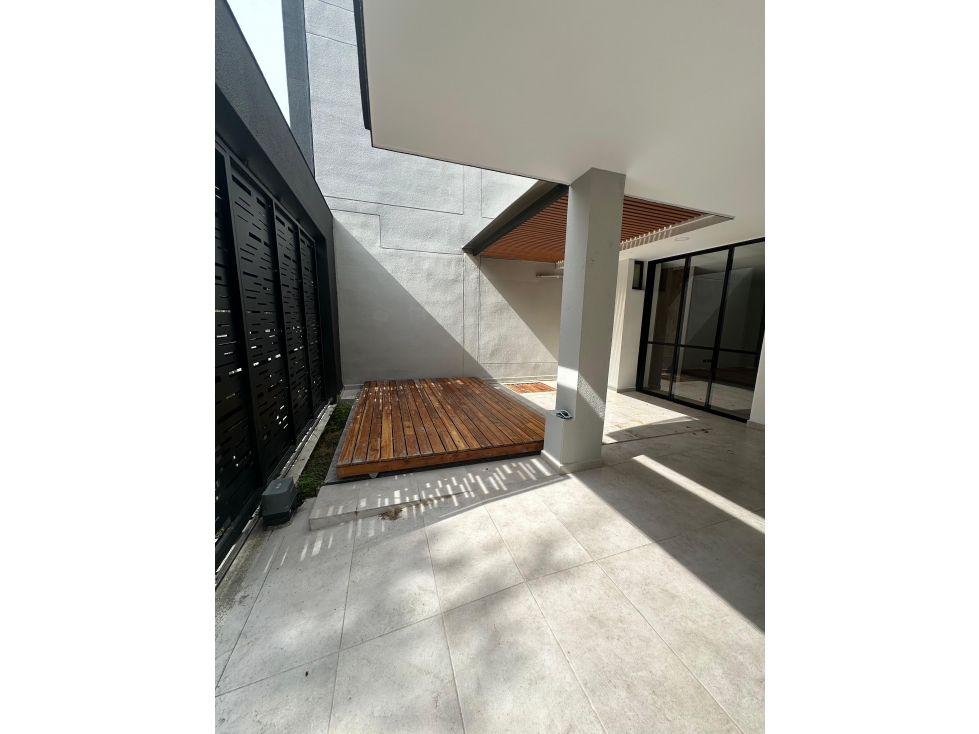 SE RENTA ESPECTACULAR CASA PARA ESTRENAR EN CERRITOS - 2