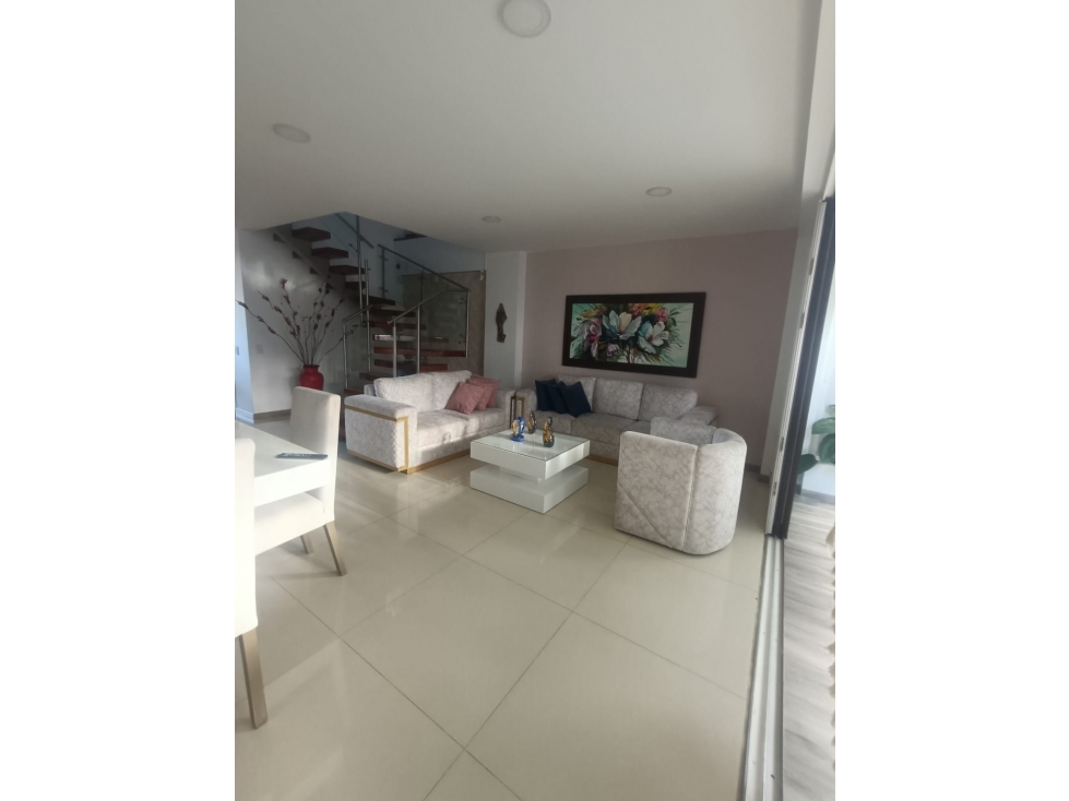 LINDA CASA EN VENTA EN MONTEARROYO VILLAVICENCIO — foto 3