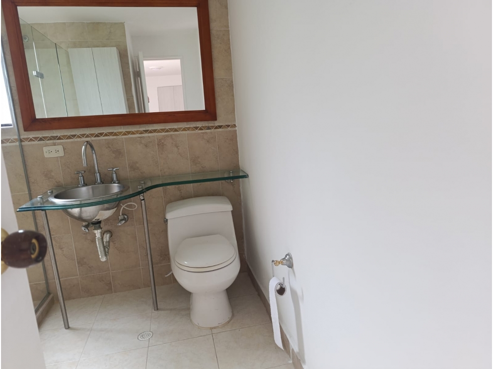 APARTAESTUDIO EN VENTA, POBLADO, MEDELLIN. — foto 3