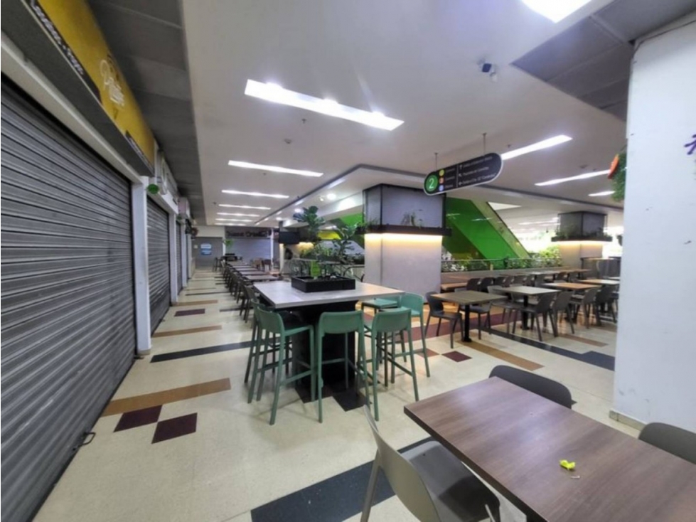 VENTA LOCAL EN CENTRO COMERCIAL EN ARANJUEZ