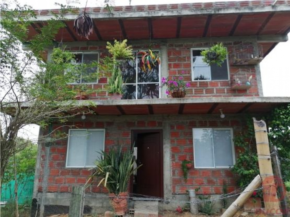 Se vende finca en el Overo, Bugalagrande