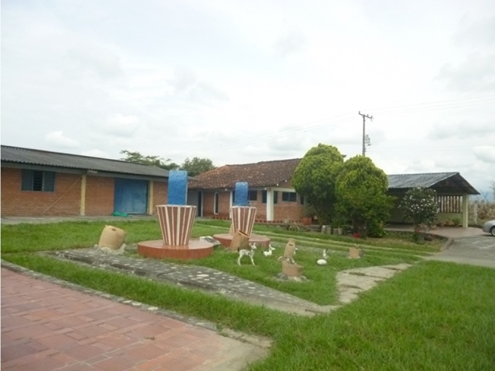 SE VENDE CASA DE CAMPO EN CAMPO ALEGRE, TULUÁ - 4