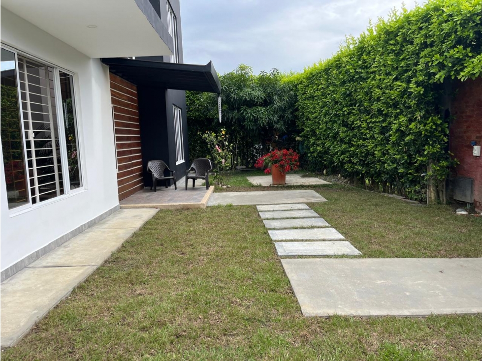 Venta de casa campestre en Tres Esquinas. - 3