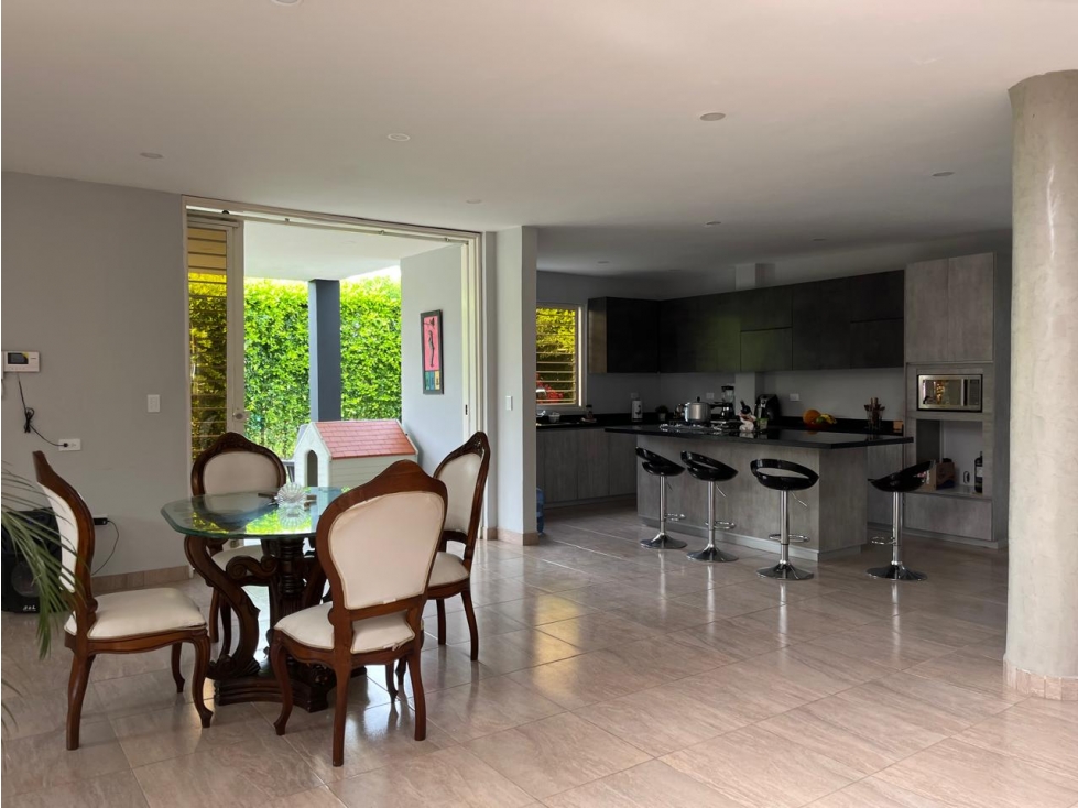 Venta de casa campestre en Tres Esquinas. - 1